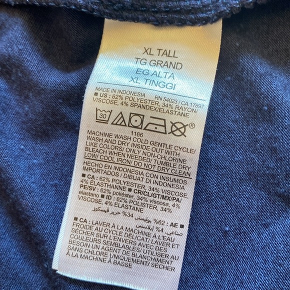 Old Navy dark blue Spagehetti strap sundress. Size XLT. Adjustable straps. - Picture 15 of 15